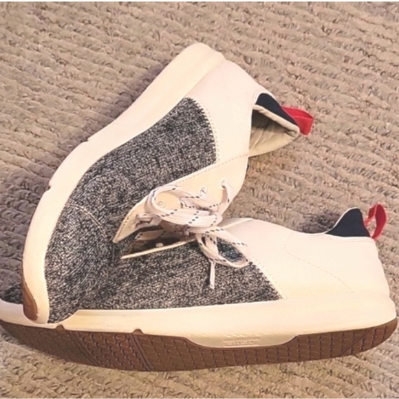 Toms Sneakers - Picture 3 of 6